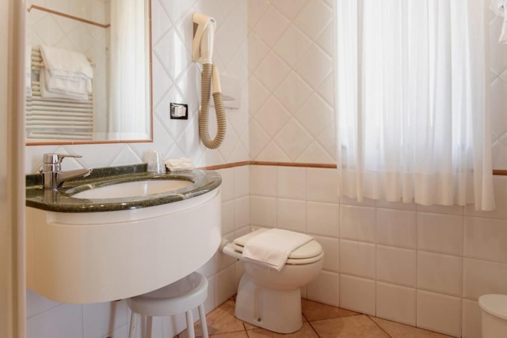 Hotel Rossi Manciano Dış mekan fotoğraf
