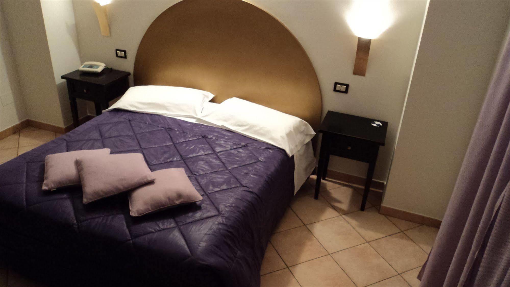 Hotel Rossi Manciano Dış mekan fotoğraf