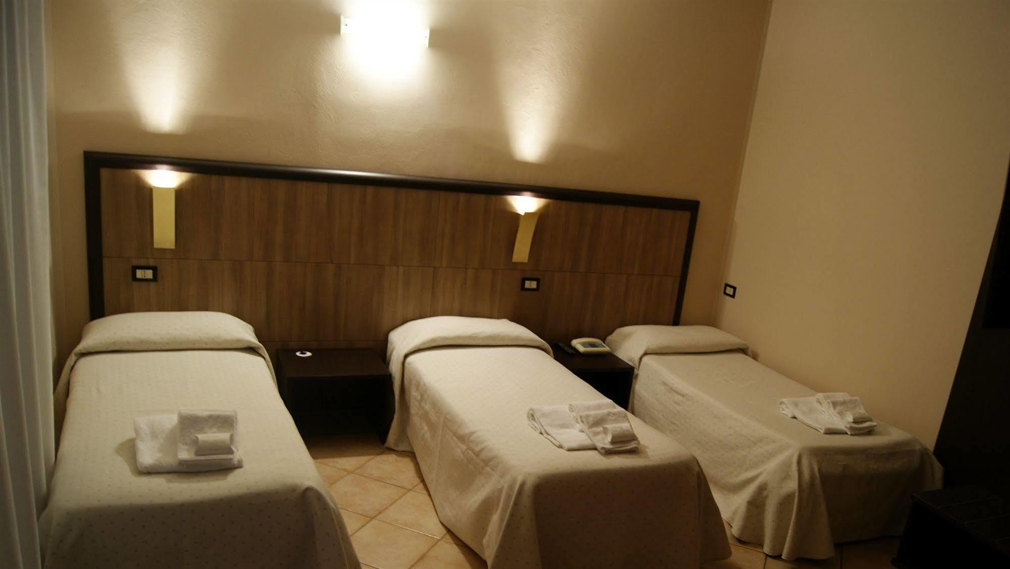 Hotel Rossi Manciano Dış mekan fotoğraf